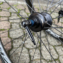 Load image into Gallery viewer, Zipp 303