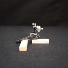 Carica l&#39;immagine nel visualizzatore di Gallery, Campagnolo Record Titanium
