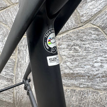 Load image into Gallery viewer, Trek Madone SLR 7 Disc
