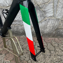 Load image into Gallery viewer, Trek Madone SLR 7 Disc
