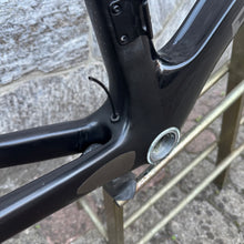 Carica l&#39;immagine nel visualizzatore di Gallery, Pinarello Dogma F10
