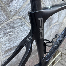 Carica l&#39;immagine nel visualizzatore di Gallery, Pinarello Dogma F10
