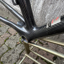 Carica l&#39;immagine nel visualizzatore di Gallery, C4 Vyrus
