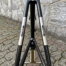 Carica l&#39;immagine nel visualizzatore di Gallery, C4 Vyrus
