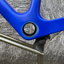 Load image into Gallery viewer, Guerciotti E-740
