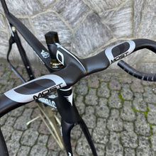 Load image into Gallery viewer, Pinarello Dogma F8
