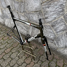 Load image into Gallery viewer, Bmc Team Machine SLR01
