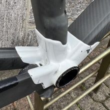 Load image into Gallery viewer, Colnago C60
