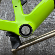 Load image into Gallery viewer, Bmc Team Machine SLR01
