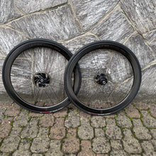 Load image into Gallery viewer, Campagnolo Bora Ultra WTO 45
