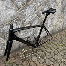 Carica l'immagine nel visualizzatore di Gallery, Specialized S-Works Tarmac SL5
