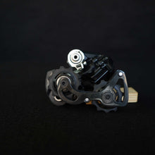 Load image into Gallery viewer, Shimano Dura Ace 9070 Disc
