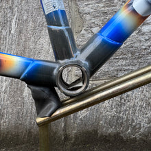 Carica l'immagine nel visualizzatore di Gallery, Colnago C40 B-Stay
