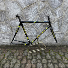 Carica l'immagine nel visualizzatore di Gallery, Colnago C40 B-Stay
