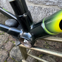 Carica l'immagine nel visualizzatore di Gallery, Colnago C40 B-Stay
