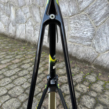 Carica l'immagine nel visualizzatore di Gallery, Colnago C40 B-Stay
