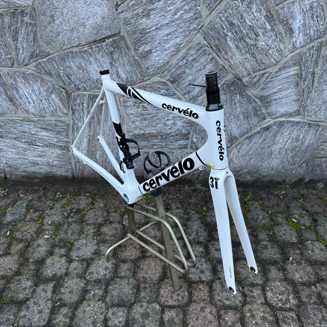 Cervelo R3 – Bike Square | Premium Cycling Components