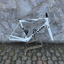 Carica l'immagine nel visualizzatore di Gallery, Cervelo R3
