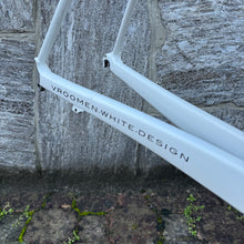 Carica l'immagine nel visualizzatore di Gallery, Cervelo R3
