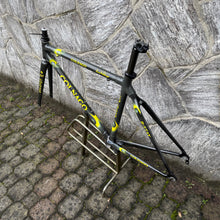 Load image into Gallery viewer, Colnago C40 B-Stay
