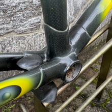 Load image into Gallery viewer, Colnago C40 B-Stay
