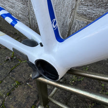 Load image into Gallery viewer, Cannondale Super Six EVO
