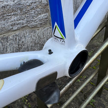 Load image into Gallery viewer, Cannondale Super Six EVO
