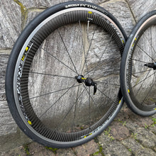 Carica l'immagine nel visualizzatore di Gallery, Mavic Cosmic Carbone SL
