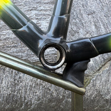 Carica l'immagine nel visualizzatore di Gallery, Colnago C40 HP
