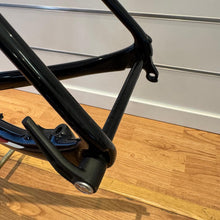 Load image into Gallery viewer, Trek Emonda SLR
