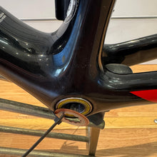 Load image into Gallery viewer, Trek Emonda SLR
