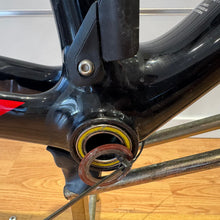 Load image into Gallery viewer, Trek Emonda SLR
