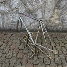 Load image into Gallery viewer, Colnago Master Piu Columbus Gilco
