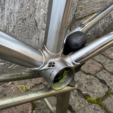 Load image into Gallery viewer, Colnago Master Piu Columbus Gilco
