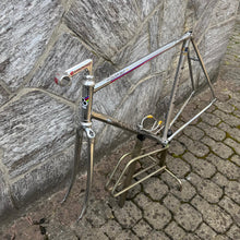 Load image into Gallery viewer, Colnago Master Piu Columbus Gilco

