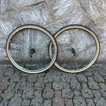 Load image into Gallery viewer, Campagnolo Shamal Ultra
