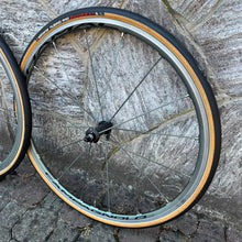 Load image into Gallery viewer, Campagnolo Shamal Ultra
