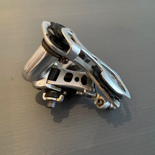 Load image into Gallery viewer, Campagnolo Record 10s
