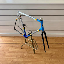 Carica l'immagine nel visualizzatore di Gallery, Colnago Master Mapei
