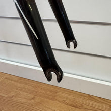 Load image into Gallery viewer, Colnago Scandium Strada
