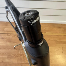 Carica l'immagine nel visualizzatore di Gallery, Colnago Concept

