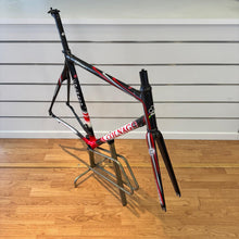 Carica l'immagine nel visualizzatore di Gallery, Colnago Extreme-C

