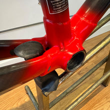 Carica l'immagine nel visualizzatore di Gallery, Colnago Extreme-C

