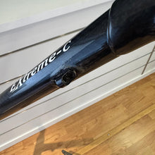 Carica l'immagine nel visualizzatore di Gallery, Colnago Extreme-C

