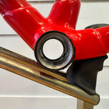 Carica l'immagine nel visualizzatore di Gallery, Colnago Extreme-C
