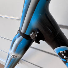 Carica l'immagine nel visualizzatore di Gallery, Colnago Extreme Power

