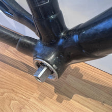Carica l'immagine nel visualizzatore di Gallery, Colnago C50 HP
