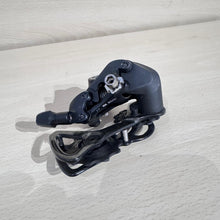 Load image into Gallery viewer, Shimano Dura Ace 7900
