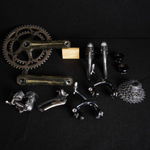 Carica l'immagine nel visualizzatore di Gallery, Campagnolo Record Titanium 10s

