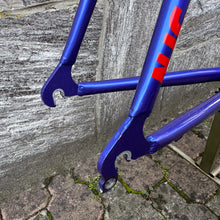 Carica l'immagine nel visualizzatore di Gallery, C4 Mix Carbon Fibre
